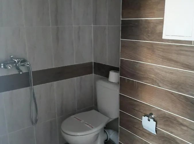 жени Апартамент