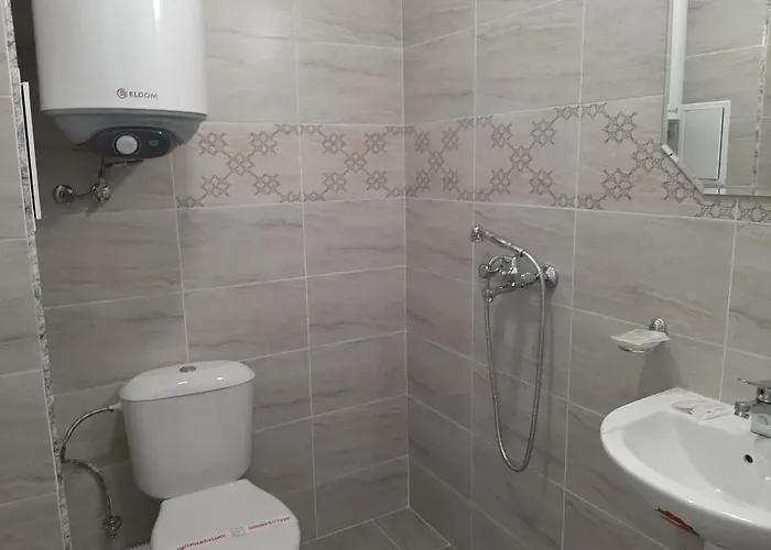 жени Царево