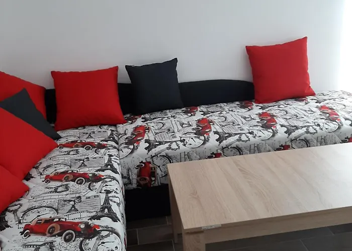 жени Царево