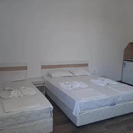 жени Apartment *